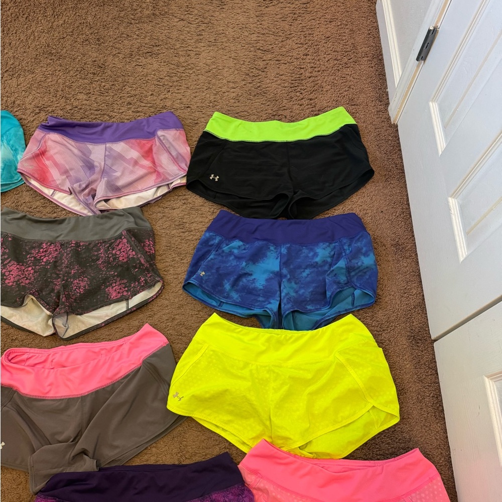 Under Armour Get Set Go Shorts Run HUGE LOT OF 14 RARE HTF DISCONTINUED M - Picture 4 of 7